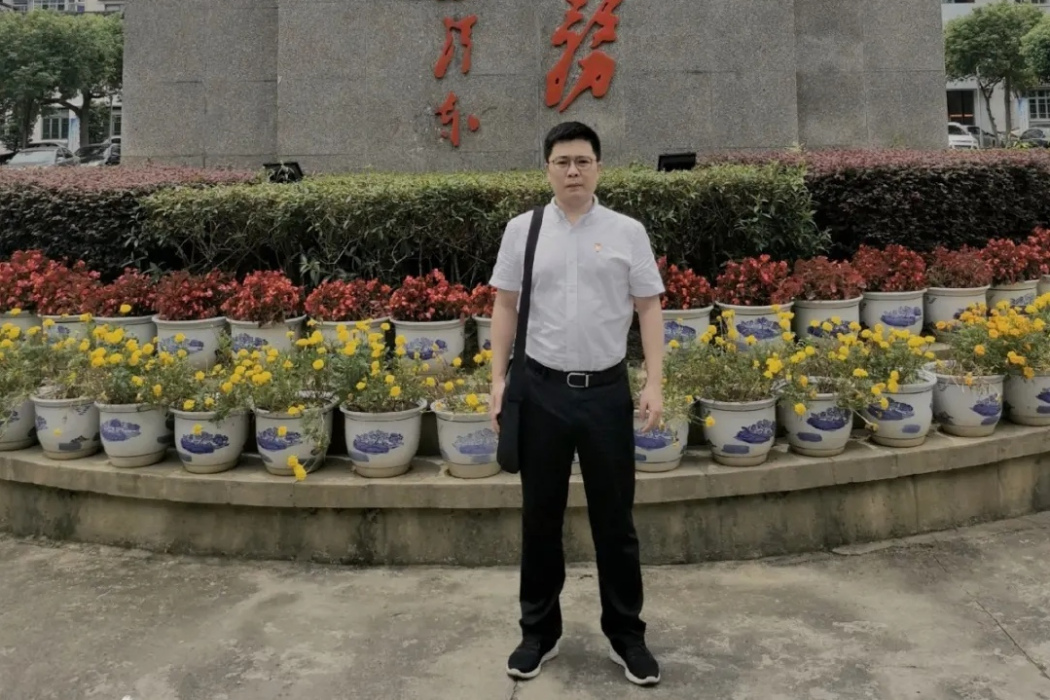 盧文德(福建省紀委監委第十三紀檢監察室一級主任科員) 盧文德(福建省紀委監委第十三紀檢監察室一級主任科員)
