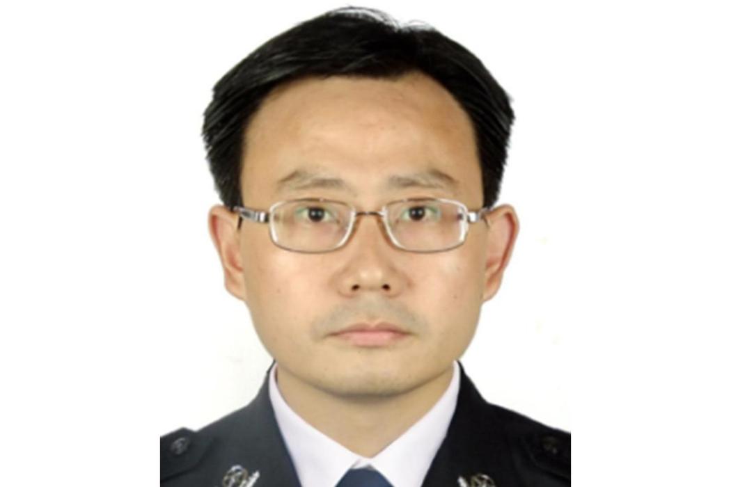 吳濤(四川省監獄管理局黨委委員、副局長) 吳濤(四川省監獄管理局黨委委員、副局長)