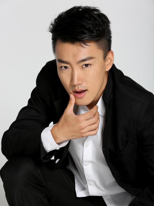 王藝萌(中國內地男演員) 王藝萌(中國內地男演員)