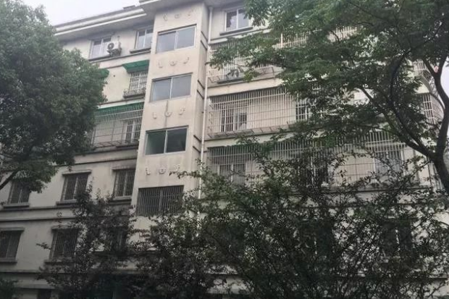 明朗花園 明朗花園