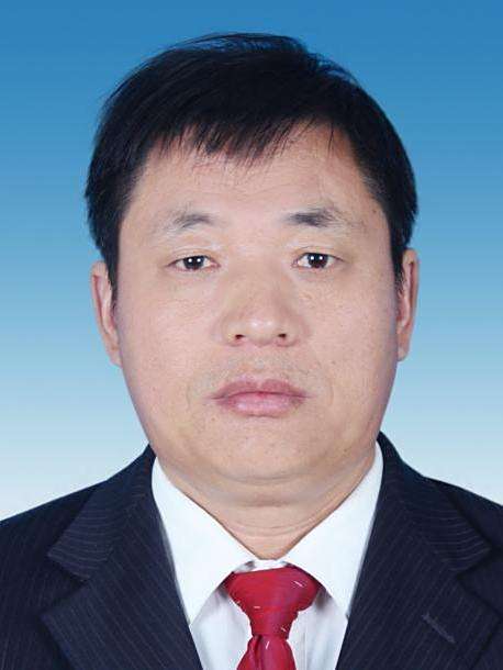 王仲成(山東省泰安市泰山區交通運輸局黨組成員,區公路事業發展中心主任、黨支部書記) 王仲成(山東省泰安市泰山區交通運輸局黨組成員,區公路事業發展中心主任、黨支部書記)