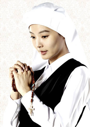 天上女人(天上女子)