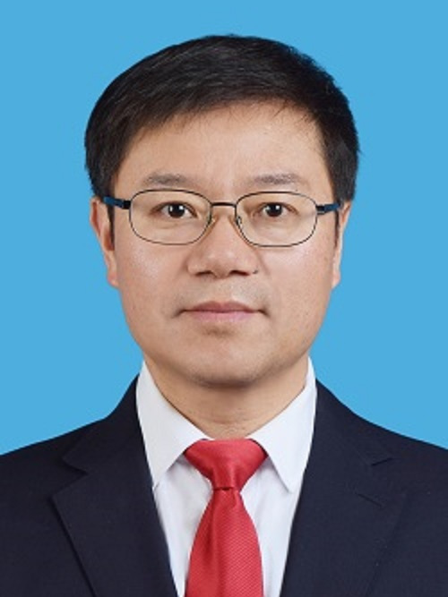 張雄(玉溪市審計局黨組成員、副局長) 張雄(玉溪市審計局黨組成員、副局長)
