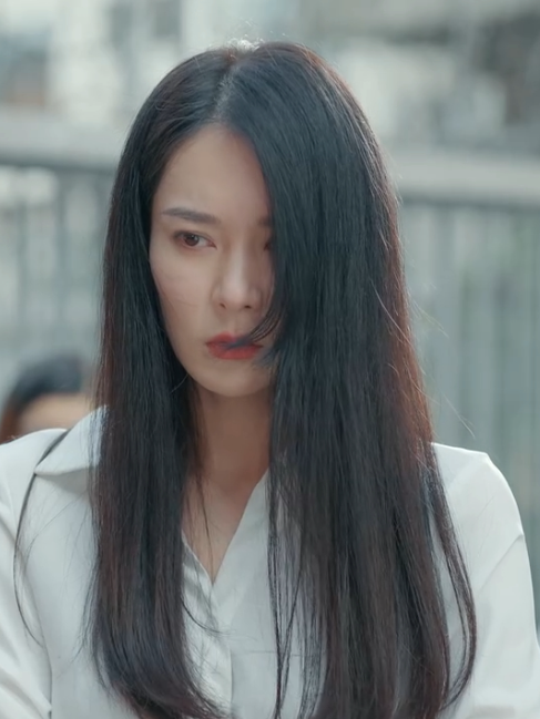 李黎(都市職業情感倫理網劇《 親子鑑定師手記 》中的女配角) 李黎(都市職業情感倫理網劇《 親子鑑定師手記 》中的女配角)