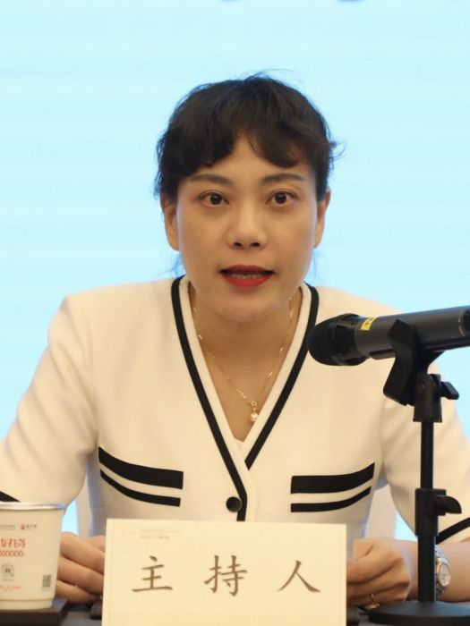 李琳(漳州市委辦副主任、室務會成員,市接待處處長) 李琳(漳州市委辦副主任、室務會成員,市接待處處長)