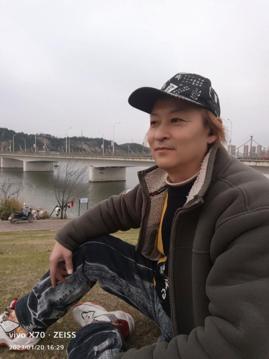 方園(一級陶瓷產品設計師) 方園(一級陶瓷產品設計師)