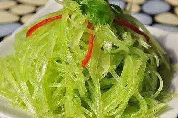 油潑萵筍 油潑萵筍