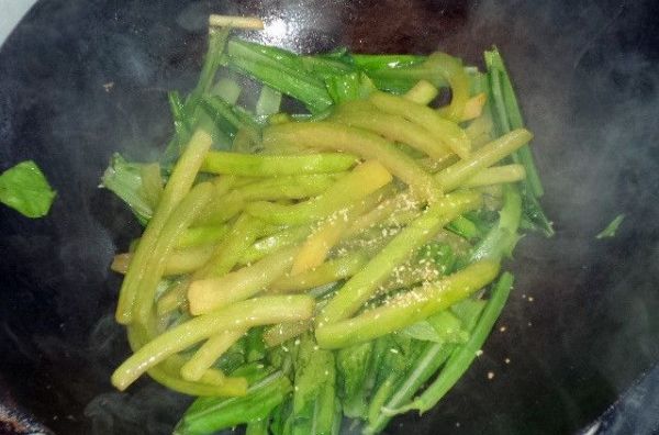 瓜皮油麥菜