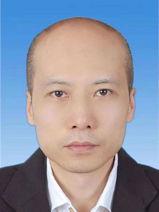 陳中堅(江門職業技術學院副院長) 陳中堅(江門職業技術學院副院長)