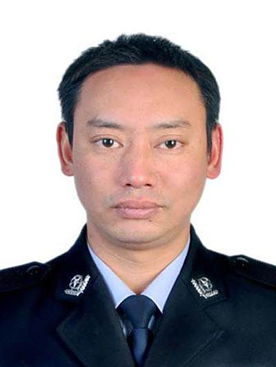 楊昌明(貴州省甕安縣公安局黨委委員、指揮中心主任、二級警長) 楊昌明(貴州省甕安縣公安局黨委委員、指揮中心主任、二級警長)