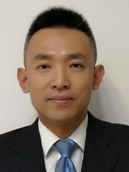邢曉輝(廣東藥科大學原副校長) 邢曉輝(廣東藥科大學原副校長)