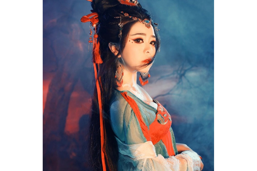 夜寞顏 夜寞顏