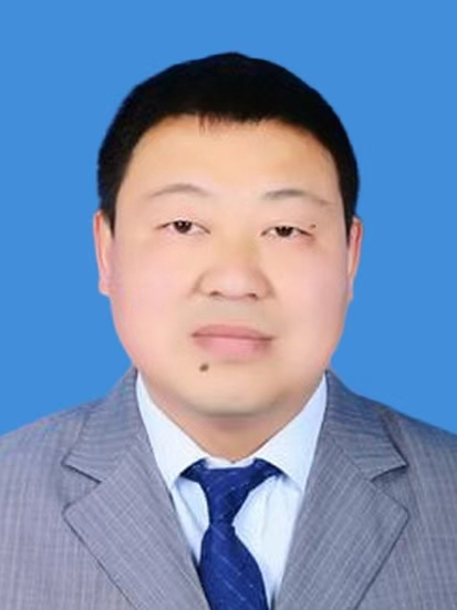楊華(重慶市酉陽土家族苗族自治縣廟溪鄉風紀股長會書記)