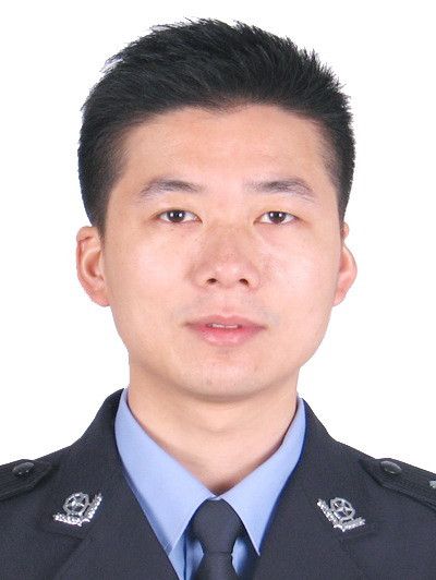 鄧華(湖北省松滋市公安局黨委委員、副局長) 鄧華(湖北省松滋市公安局黨委委員、副局長)