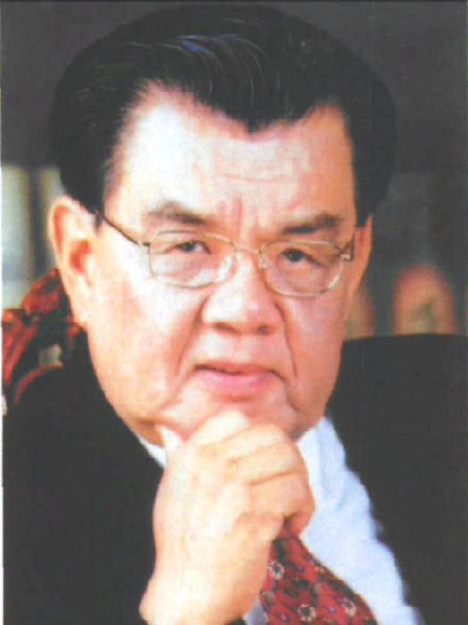 曾漢民(中山大學校長)