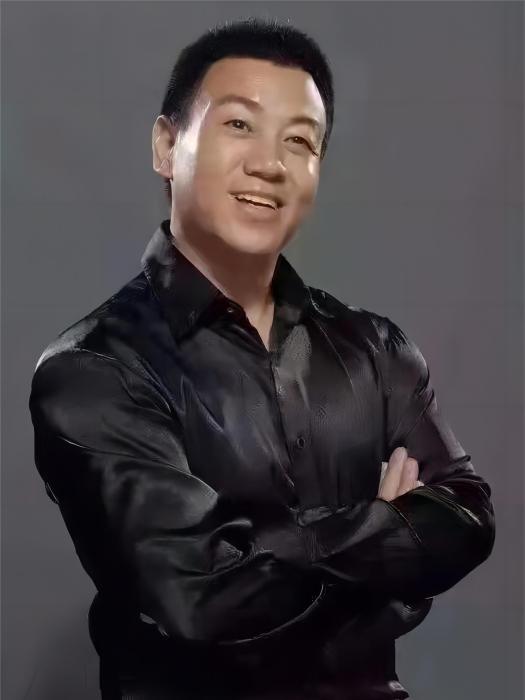 李小雄(陝西藝術職業學院戲曲學院院長) 李小雄(陝西藝術職業學院戲曲學院院長)