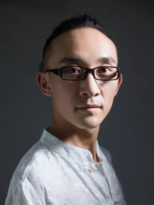 趙恆(室內空間設計及產品設計師) 趙恆(室內空間設計及產品設計師)