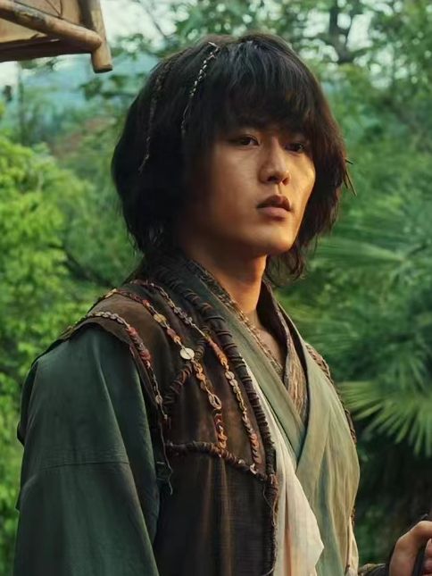 白添(傳奇電影《龍獄天棺》中的角色) 白添(傳奇電影《龍獄天棺》中的角色)