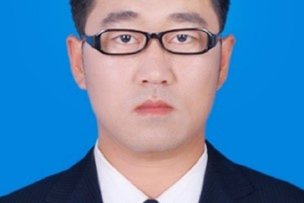 尹立俊 尹立俊