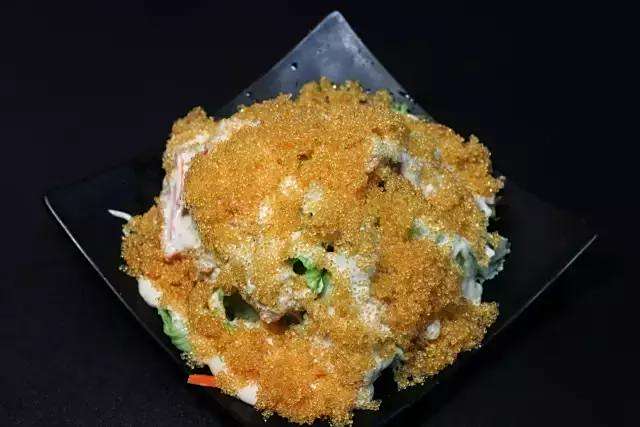 魚生飯糰 魚生飯糰