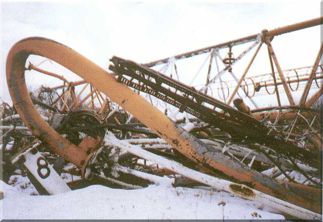 倒塌後的華沙電台廣播塔