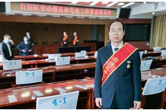 馬新成(中通服公眾信息產業公司軟體中心技術負責人) 馬新成(中通服公眾信息產業公司軟體中心技術負責人)