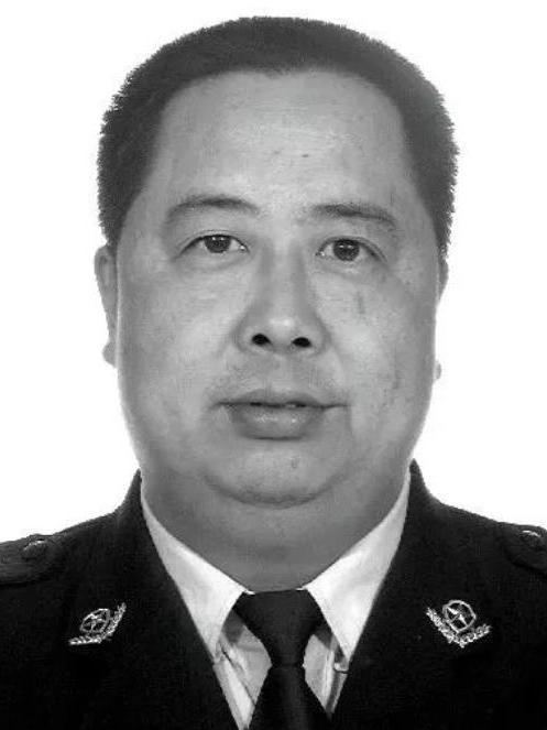 喬良(全國公安系統二級英雄模範,天津公安北辰分局瑞景派出所社區警務隊原一級警長) 喬良(全國公安系統二級英雄模範,天津公安北辰分局瑞景派出所社區警務隊原一級警長)