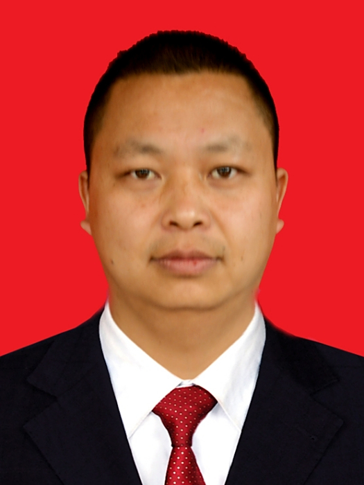 尹軍(貴州省六盤水市水城區住房和城鄉建設局黨組成員、區棚戶區改造服務中心主任) 尹軍(貴州省六盤水市水城區住房和城鄉建設局黨組成員、區棚戶區改造服務中心主任)