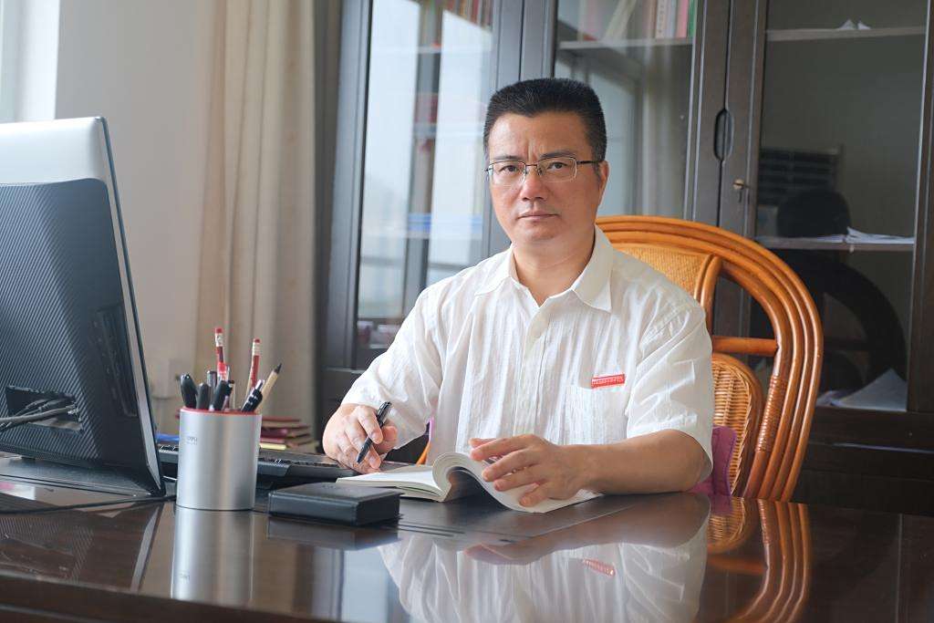 李翼(江西套用技術職業學院黨委委員、紀委書記) 李翼(江西套用技術職業學院黨委委員、紀委書記)