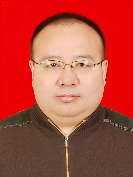 李福民(大慶市民族宗教事務局黨組成員、副局長)