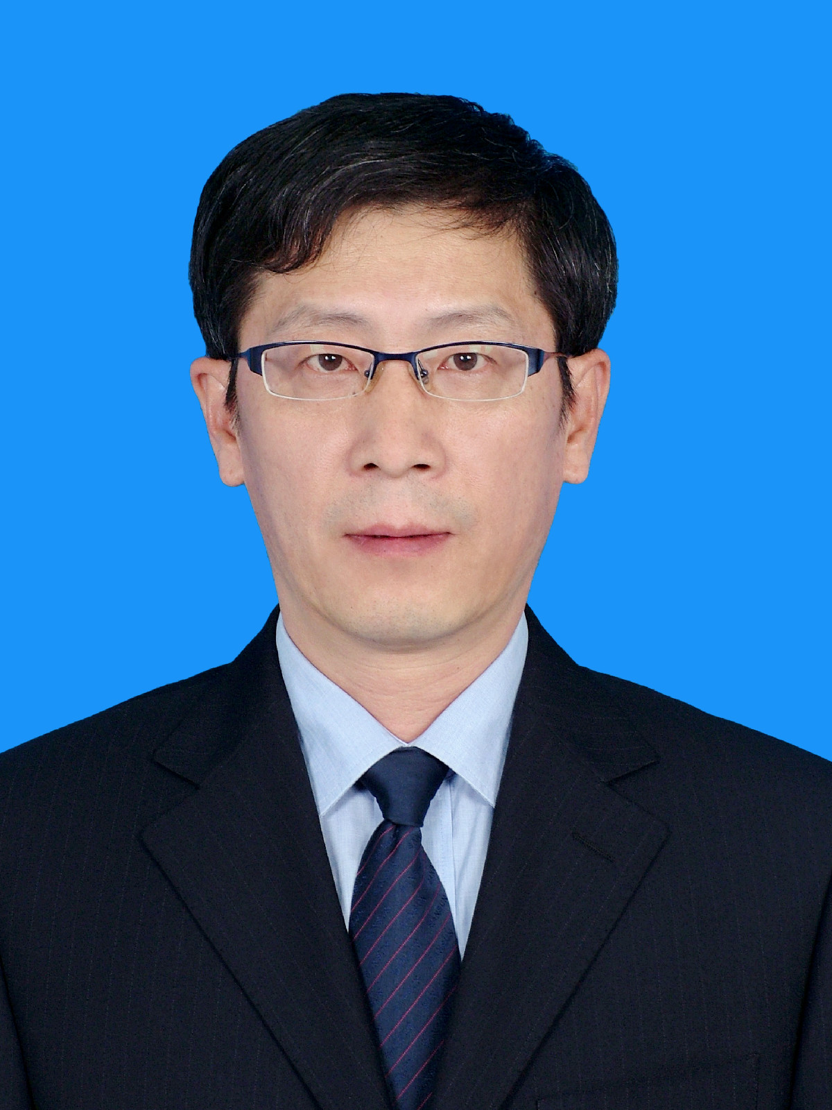潘建(貴州省國家稅務局黨組成員、總會計師)