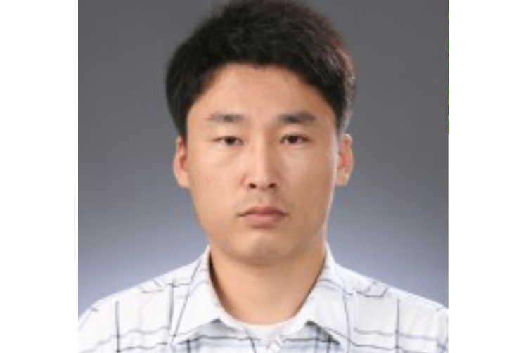 金彪(延邊大學分析測試中心高級實驗師) 金彪(延邊大學分析測試中心高級實驗師)