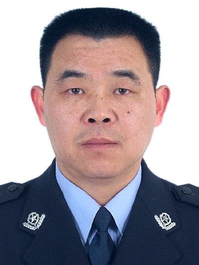 胡明揚(界首市政府副市長、公安局黨委書記、局長) 胡明揚(界首市政府副市長、公安局黨委書記、局長)
