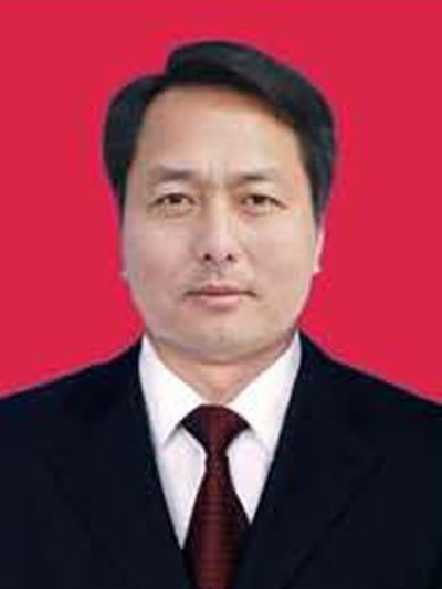 張玉東(安徽省阜陽市阜南縣委教育工委副書記,縣教育局黨組成員、副局長) 張玉東(安徽省阜陽市阜南縣委教育工委副書記,縣教育局黨組成員、副局長)
