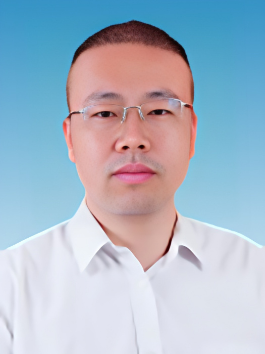 管程偉