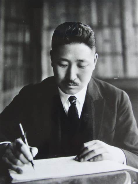 中山晉平