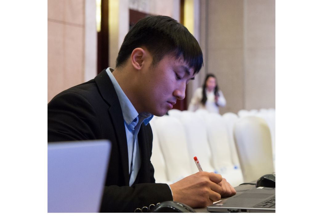 江凱(大學生藝術線上創始人) 江凱(大學生藝術線上創始人)