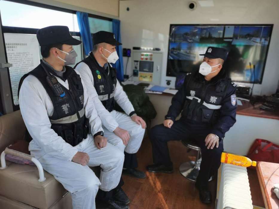 蘇建國(銀川市公安局西夏區分局西花園路派出所民警) 蘇建國(銀川市公安局西夏區分局西花園路派出所民警)