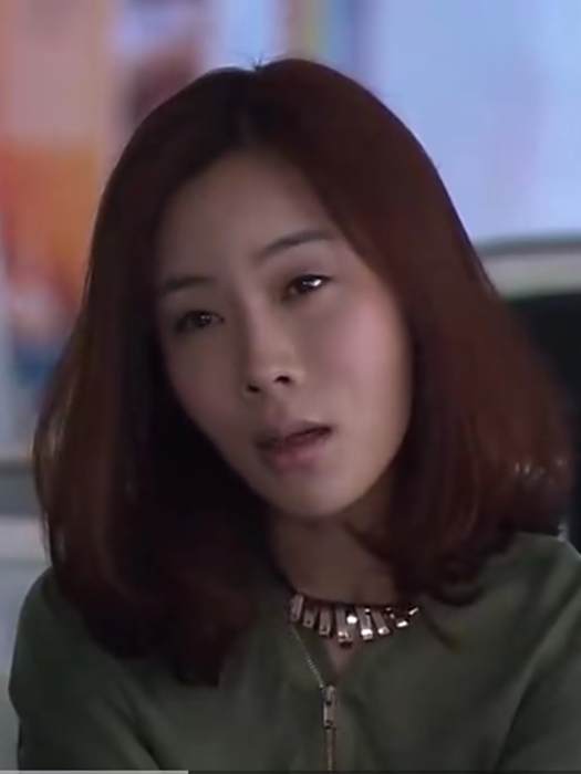 戴娜(電視劇《小兩口》中劉棟的妻子) 戴娜(電視劇《小兩口》中劉棟的妻子)