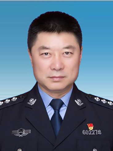 溫曉丹(遼寧省丹東市振安區政府黨組成員、副區長、公安振安分局黨委書記、局長) 溫曉丹(遼寧省丹東市振安區政府黨組成員、副區長、公安振安分局黨委書記、局長)