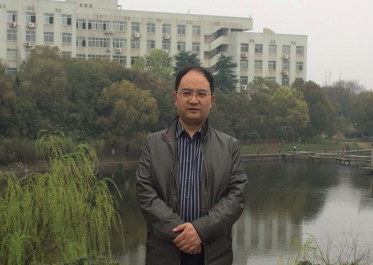 伍偉(湖南大學金融與統計學院) 伍偉(湖南大學金融與統計學院)