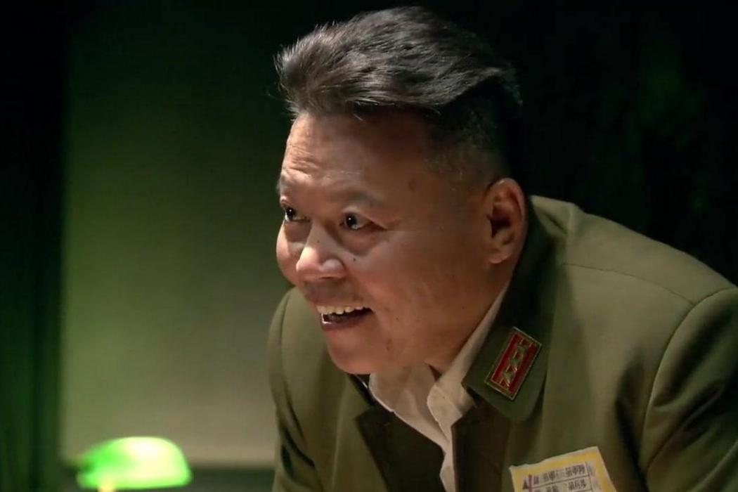 鄭明仁(電視劇《孤軍英雄》中的角色) 鄭明仁(電視劇《孤軍英雄》中的角色)