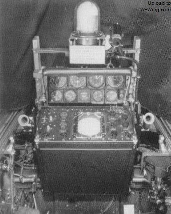 YF-89A 后座雷達操作員座艙儀表