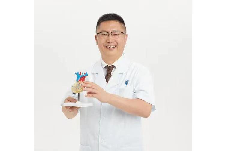韓振(北京大學深圳醫院心血管外科主任) 韓振(北京大學深圳醫院心血管外科主任)