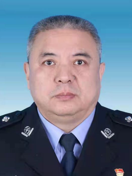 賀偉(山東省聊城市高唐縣公安局二級警長) 賀偉(山東省聊城市高唐縣公安局二級警長)