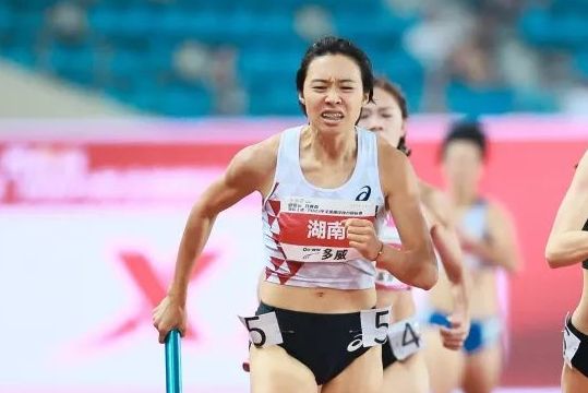 張嘉琳(中國田徑運動員) 張嘉琳(中國田徑運動員)