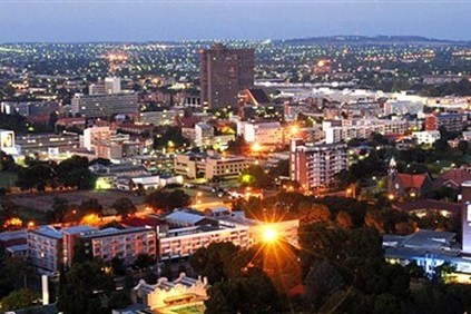 布隆泉(Bloemfontein) 布隆泉(Bloemfontein)