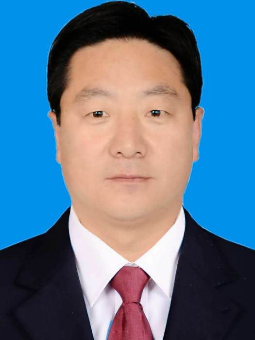 張凌(甘肅省通渭縣紀委委員、常委、監委委員、第一紀檢監察室主任、一級主任科員) 張凌(甘肅省通渭縣紀委委員、常委、監委委員、第一紀檢監察室主任、一級主任科員)