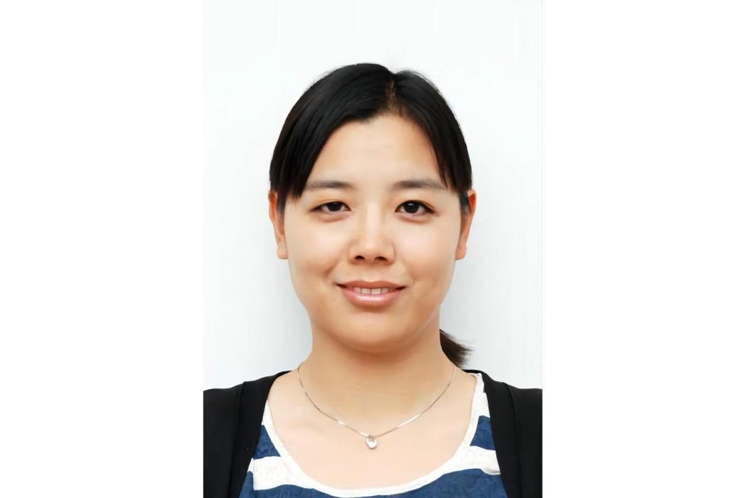 謝梅(雲南師範大學外國語學院副教授) 謝梅(雲南師範大學外國語學院副教授)