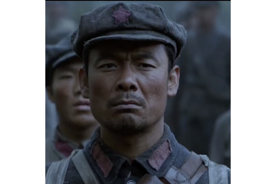 余振中(電影《勇士》中紅軍神槍手角色,由宋佳倫飾演) 余振中(電影《勇士》中紅軍神槍手角色,由宋佳倫飾演)